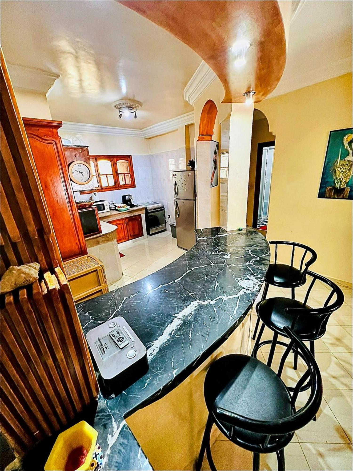Appartement Vintage Full Equipe アル・ジャディーダ エクステリア 写真